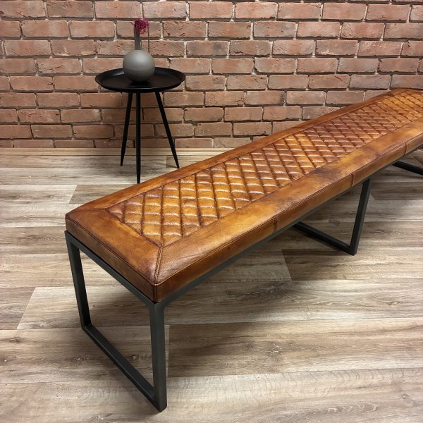 Lederbank im industriellen Stil - LEIPZIG
