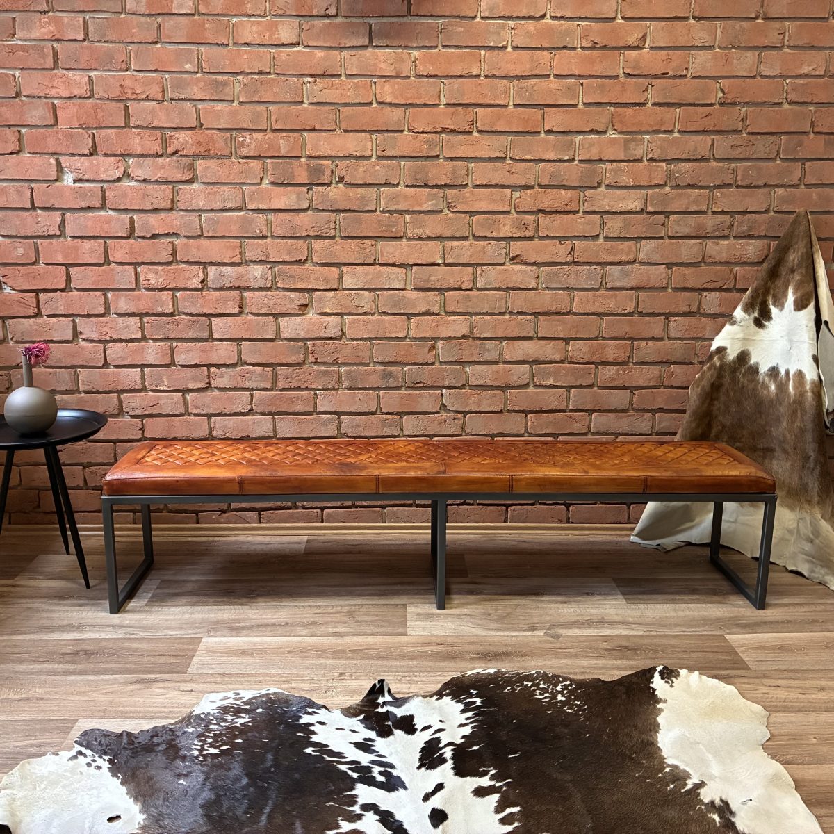 Lederbank im industriellen Stil - LEIPZIG – Bild 2
